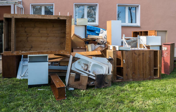Best Basement Cleanout Services  in Rosemont, CA